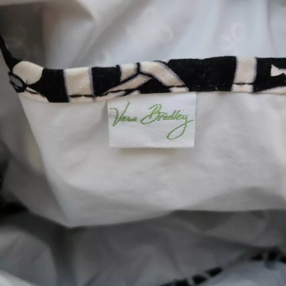 Vera Bradley Women Lunch Bag Black/White Floral Bag - Picture 12 of 14